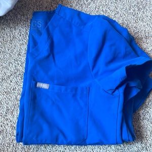 FIGS Catarina one pocket scrub top